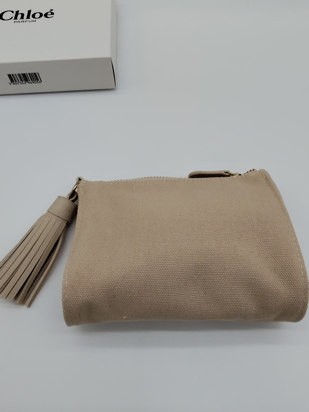 CHLOÉ Parfum Canvas Tassel Cosmetic Pouch Beige Beauty Makeup Bag NIB NWT - Picture 6 of 11